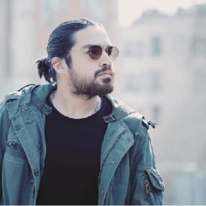 دانلود اهنگ کاش دنیا بچرخه به تو برسم